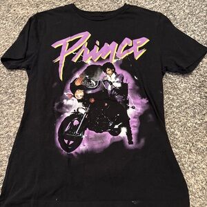 Old Navy Black and Purple Graphic Tee